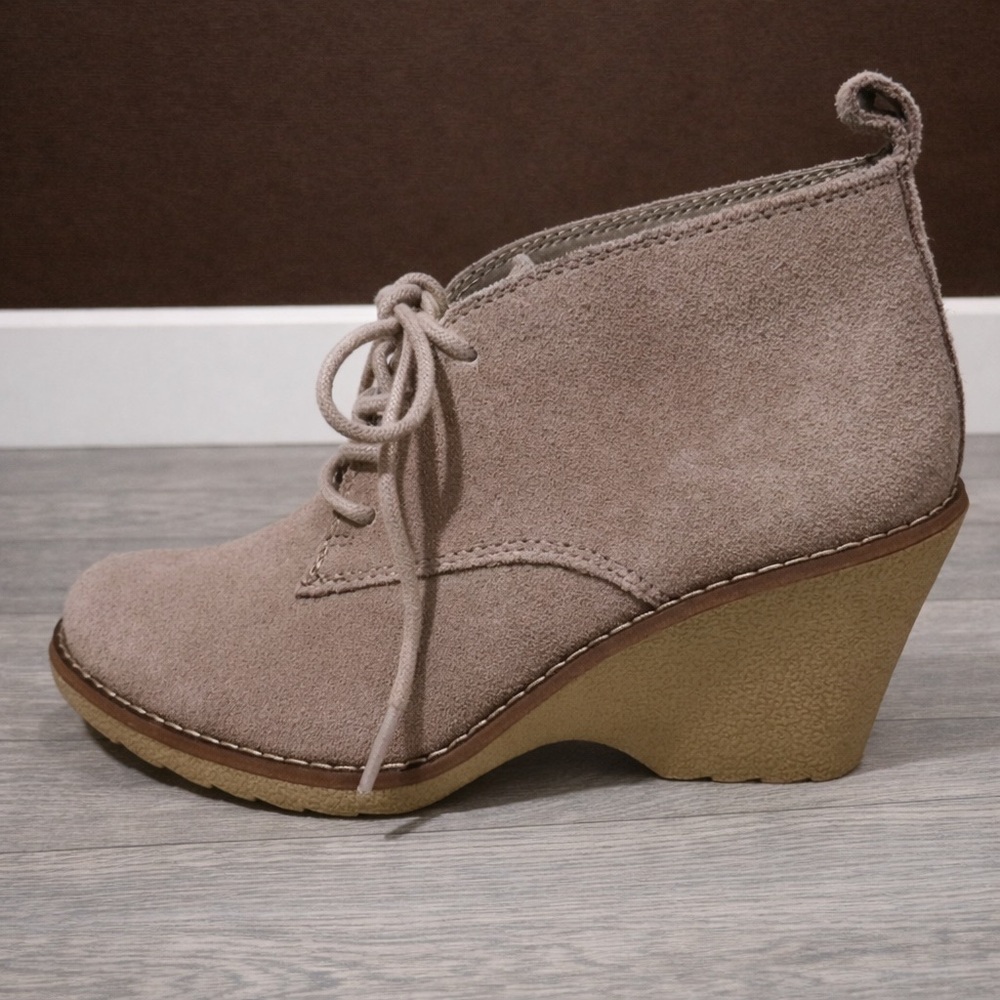 Sonoma Nadine Boot Tan Taupe Suede Lace Up Wedge Ankle Bootie Shoes 6.5